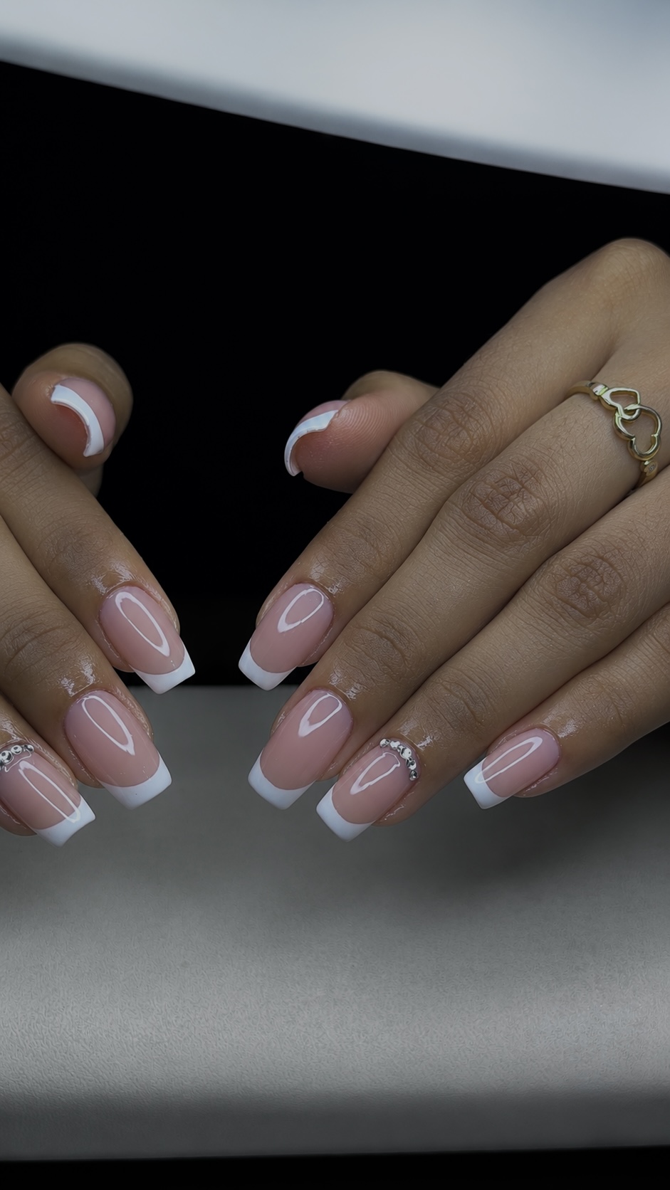 Classic nail art